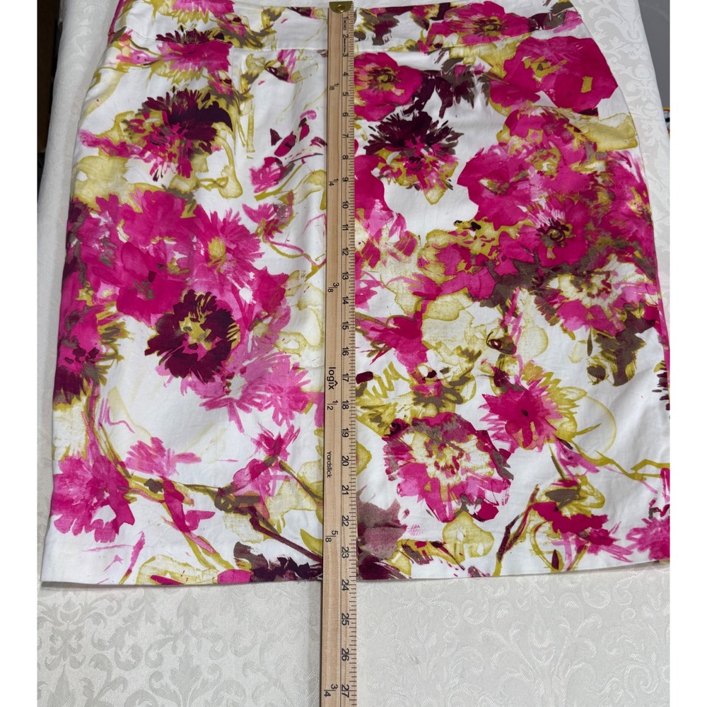 Charter Club Pencil Skirt Women 16 Pink Yellow Floral Cotton Stretch Knee Length - Picture 6 of 7